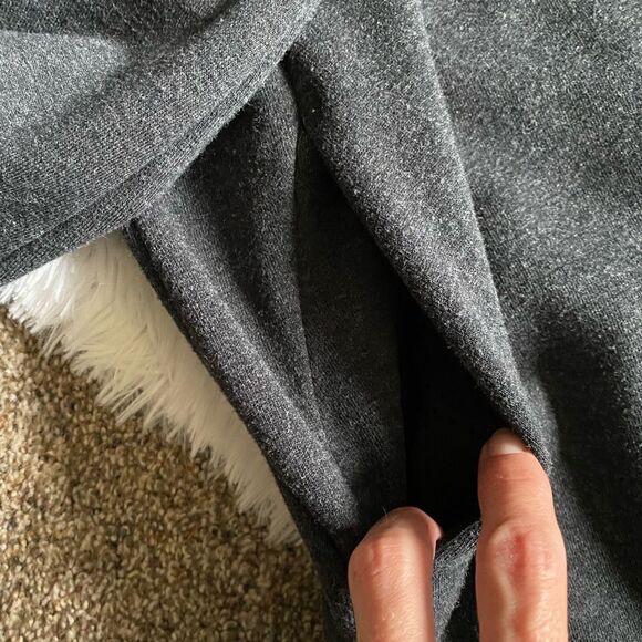 SHAPE Activewear Athletic Long Sleeve Sweatshirt Top Gray Size Large - Picture 4 of 8